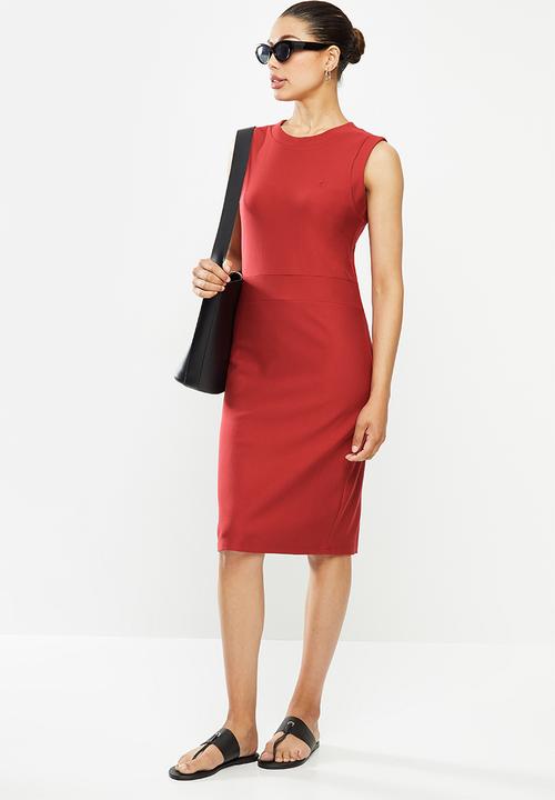POLO - Excl sleeveless bodycon dress - red