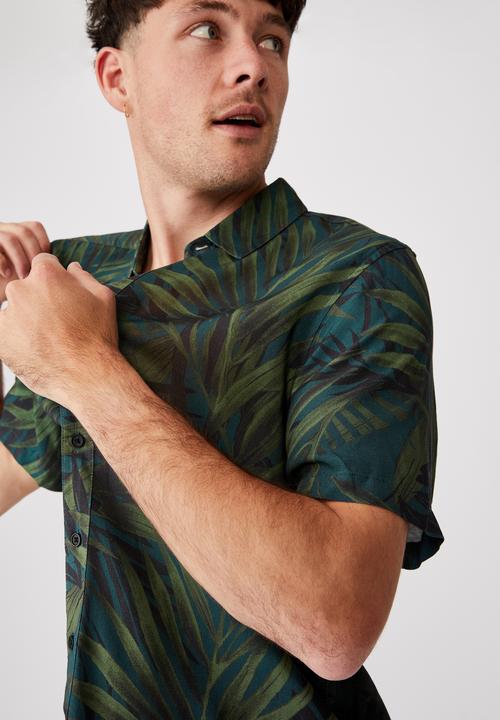 Cotton On - Short sleeve resort shirt - the fronz