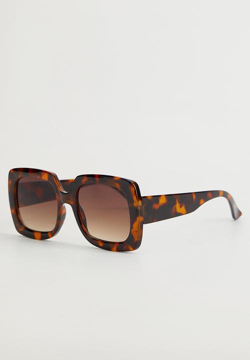 MANGO - Sunglasses carmen - brown 