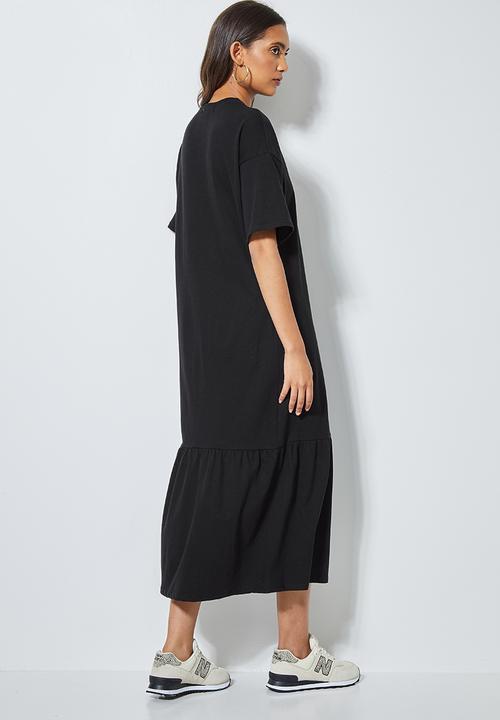 Superbalist - Tiered knit midi - black