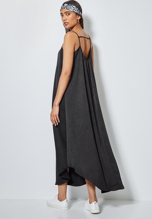 Superbalist - Back detail volume maxi - black
