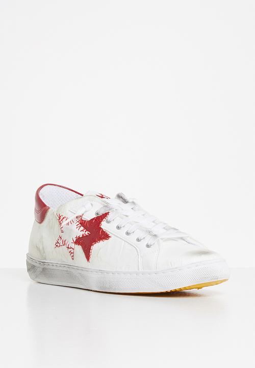 2STAR - 2sd 1801 - white & red