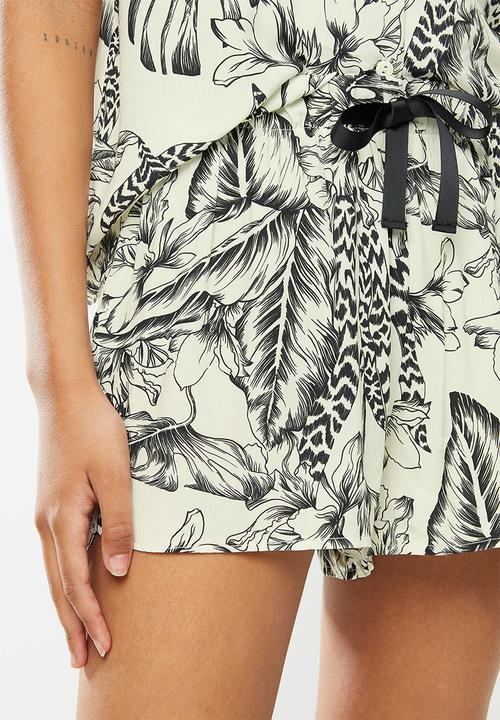 Superbalist - Sleep shirt & shorts set - black & neutral