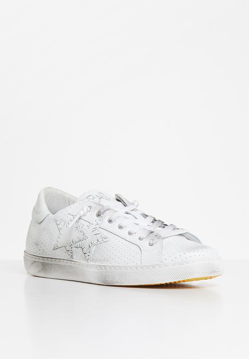 2STAR - 2sd 1820 - white