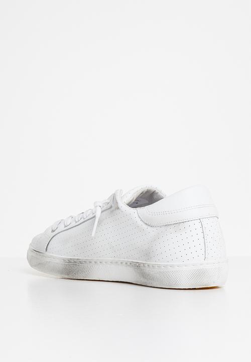 2STAR - 2sd 1820 - white