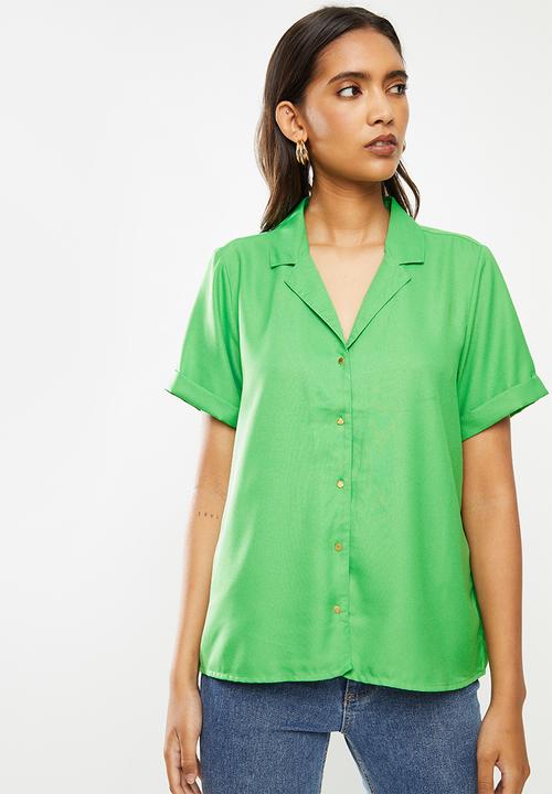 ONLY - Elvina short sleeve button through - green