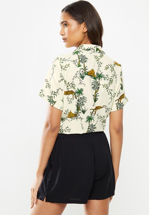 ONLY - Elvina short sleeve button through - yellow