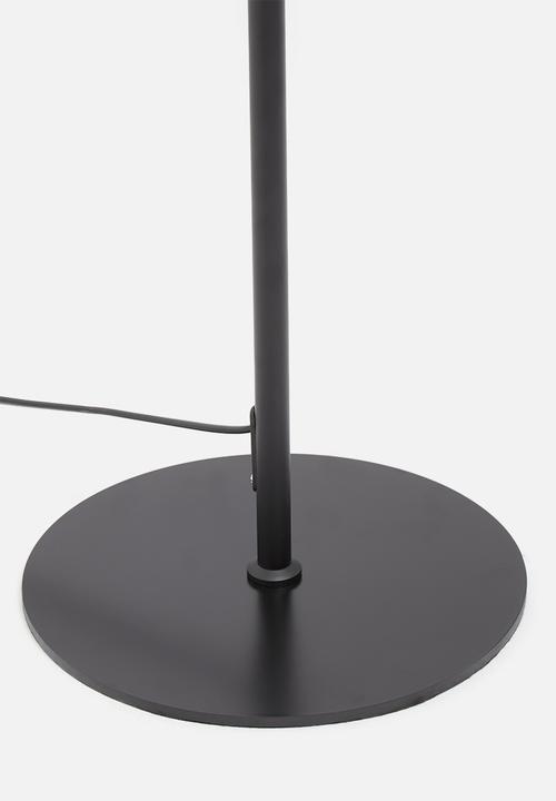 Sixth Floor - Phoebe floor lamp - black 