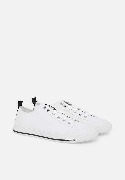 Diesel  - S-astico low  cut sneakers - star white
