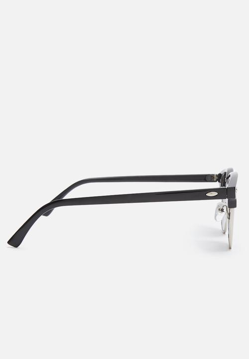 Superbalist - Brooklyn sunglasses - black