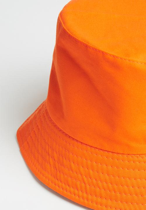 Superbalist - Jamie bucket hat - orange & beige 