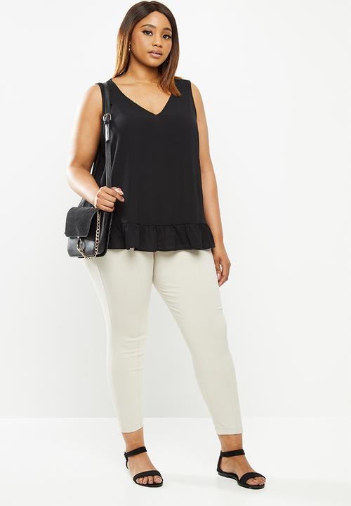 edit Plus - Woven frill hem vest - black