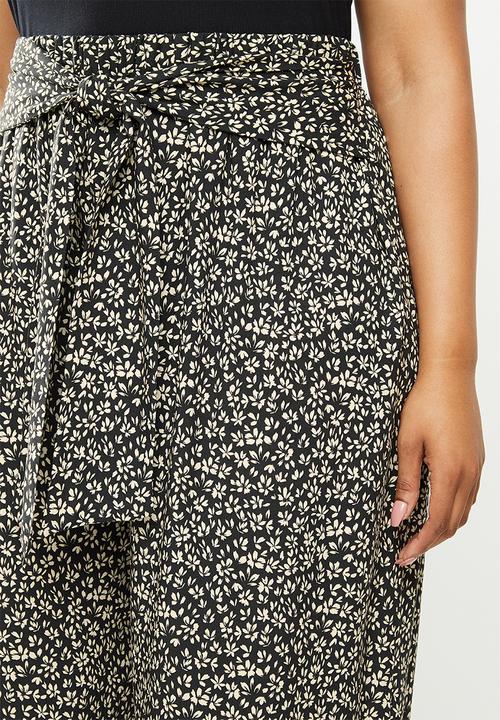 edit Plus - Relaxed fit highwaist pant - black & cream 