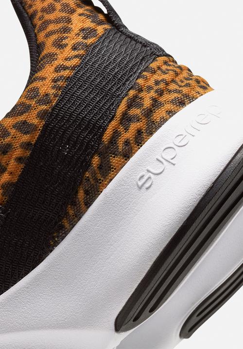 Nike - Nike superrep groove  - white/black-chutney