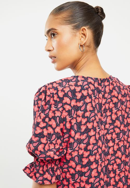 Glamorous - Paisley puff sleeve dress - red leaf