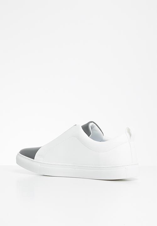 POLO - Boston gusset slip on sneaker - white