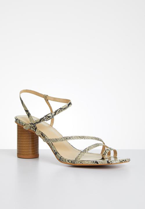 edit - Leonie barely-there heel - cream & black 