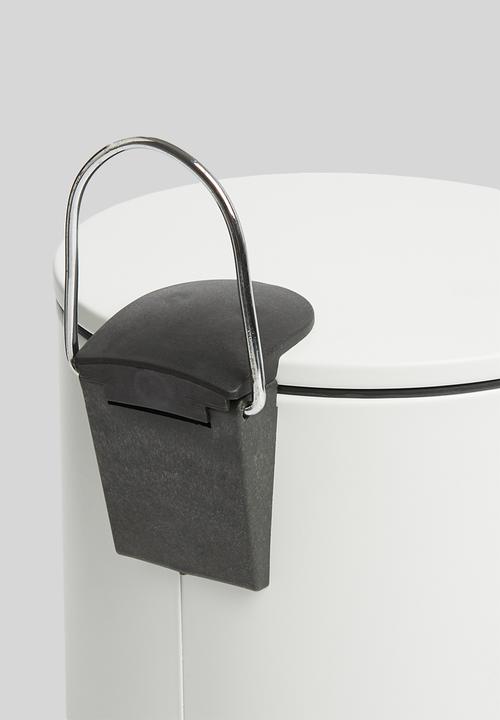 Bathroom Solutions - Powder coated pedal bin - white