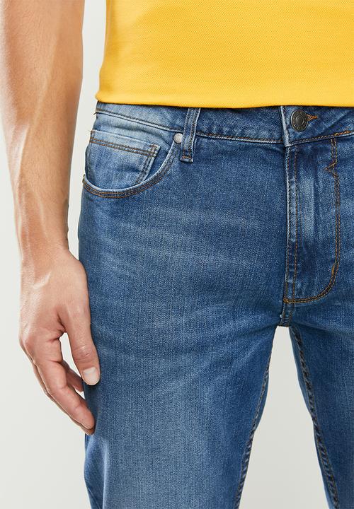 GUESS - Slim straight jeans - mid washed blue