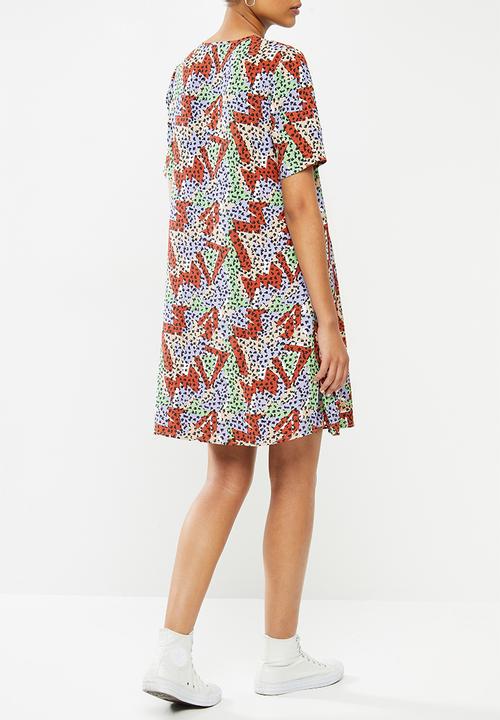 Glamorous - Maternity Geo print t-shirt dress - multi