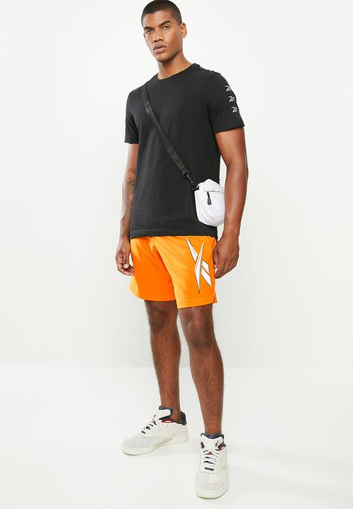 Reebok - Myt short sleeve graphic tee - black