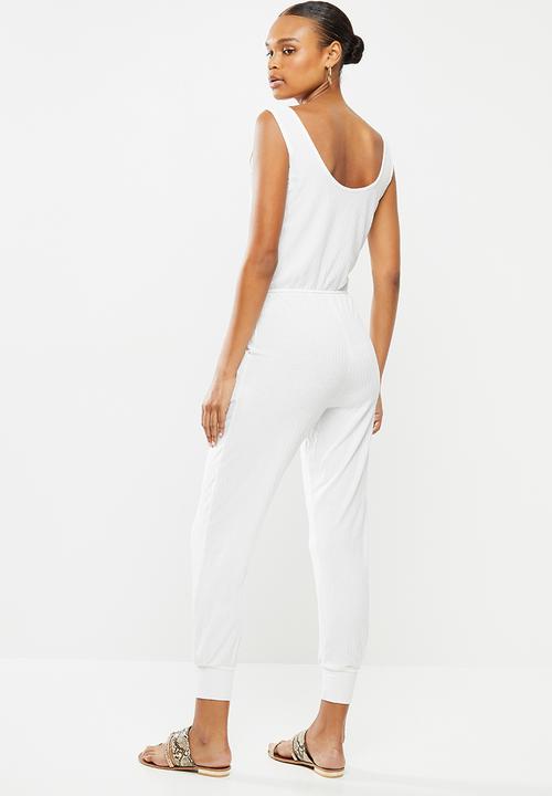 Missguided - Rib sleeveless jogger tie waist jumpsuit - cream 