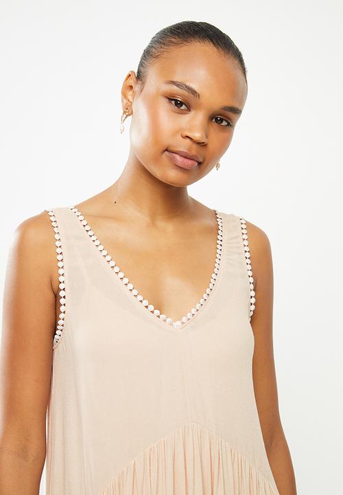 MILLA - Dipped hem tiered mini dress with trim - beige 
