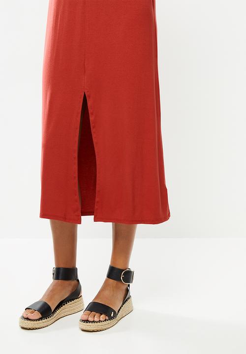 edit - Sleeveless knit slit front column dress - rust