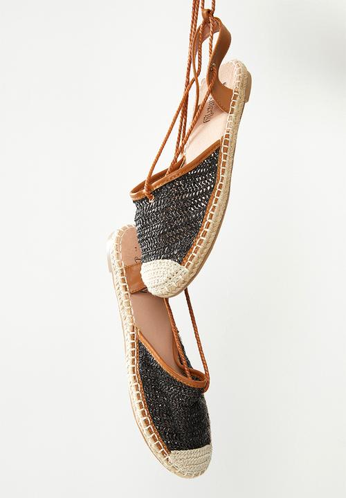 Butterfly Feet - Roxanne espadrille - black