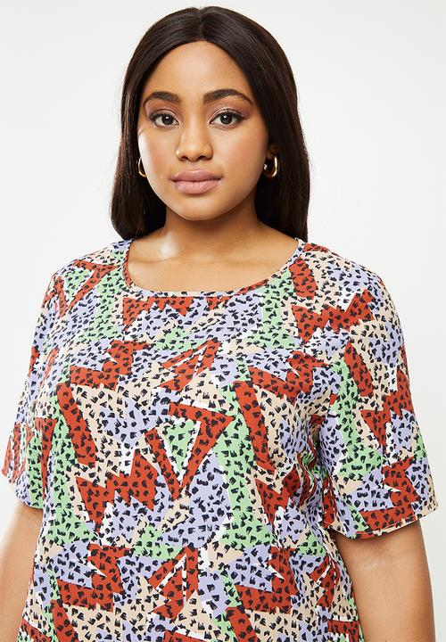 Glamorous - Plus size geo print T-shirt dress - multi