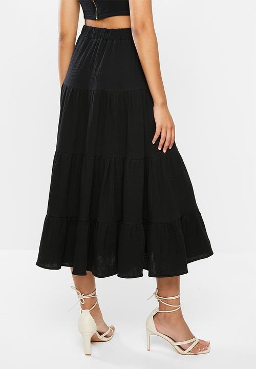 VELVET - Textured tiered midi skirt - black