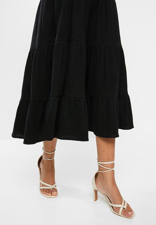 VELVET - Textured tiered midi skirt - black