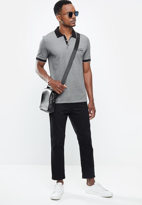 GUESS - Short sleeve Guess fashion contrast pocket/collar golfer - black 
