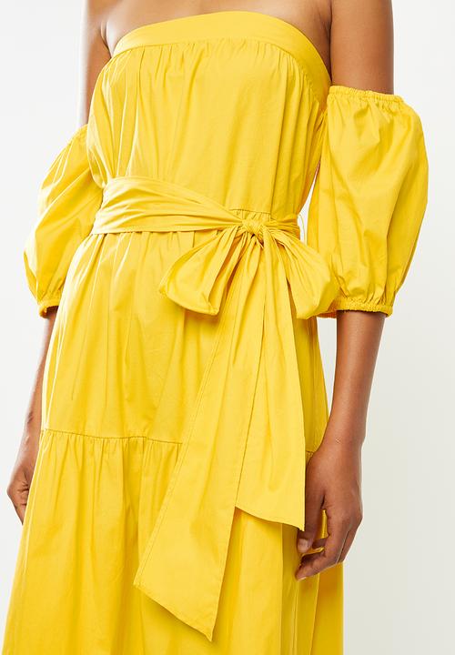 MILLA - Bardot tiered dress with balloon sleeve - yellow