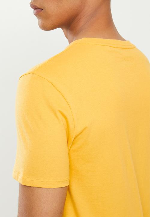 GUESS - Short sleeve guess core triangle tee - yellow