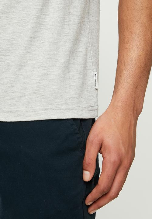 Ben Sherman - Shattered target print tee - grey