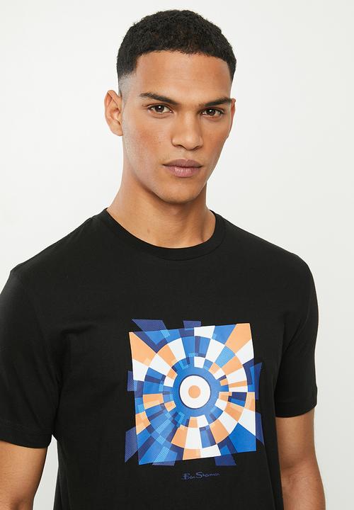 Ben Sherman - Shattered target print tee - black