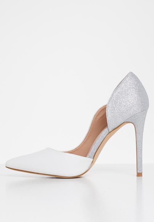 Plum - Pia court - white