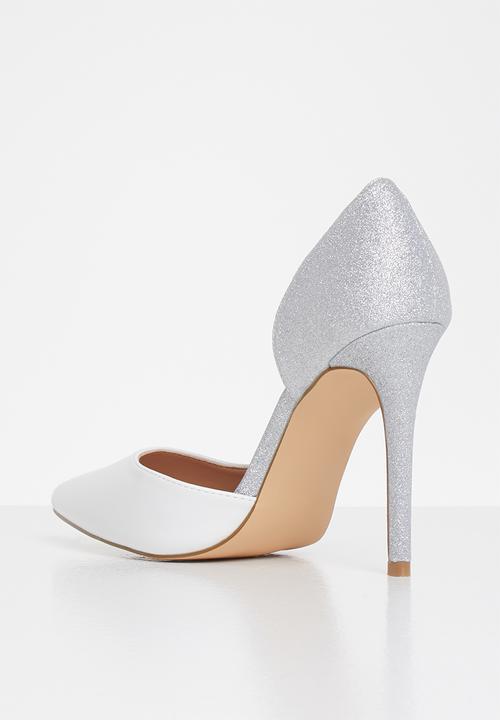Plum - Pia court - white