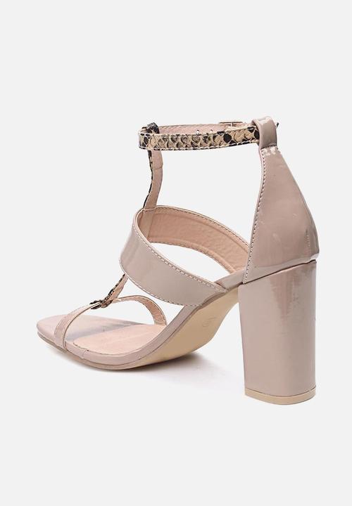Seduction - Ankle strap block heel - taupe