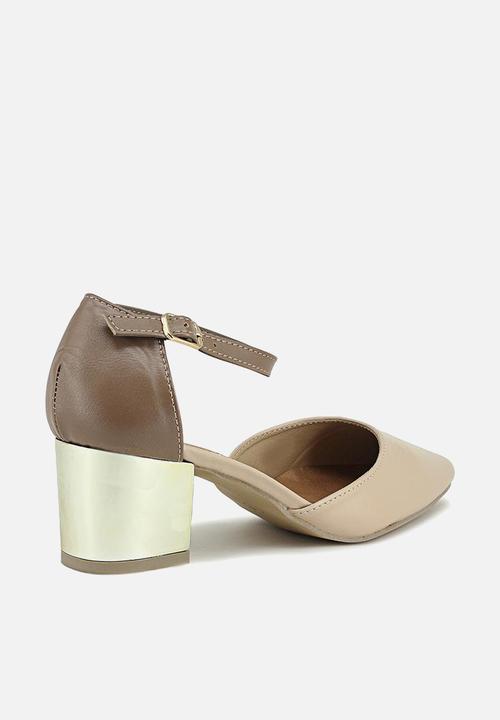 Seduction - Pointed ankle strap heel - neutral