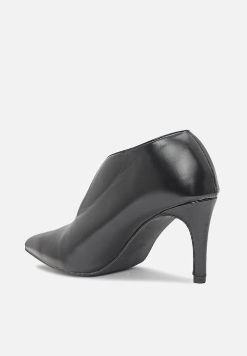 Seduction - Pointed stiletto heel - black