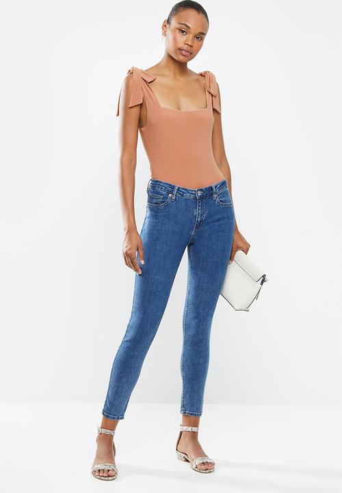 MILLA - Squareneck bodysuit with ties - pink