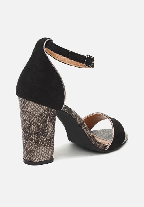 Seduction - Ankle strap snake heel - black