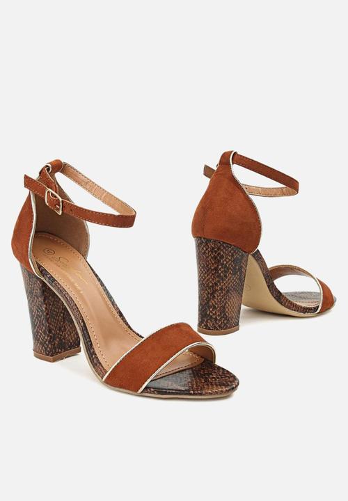 Seduction - Ankle strap snake heel - tan