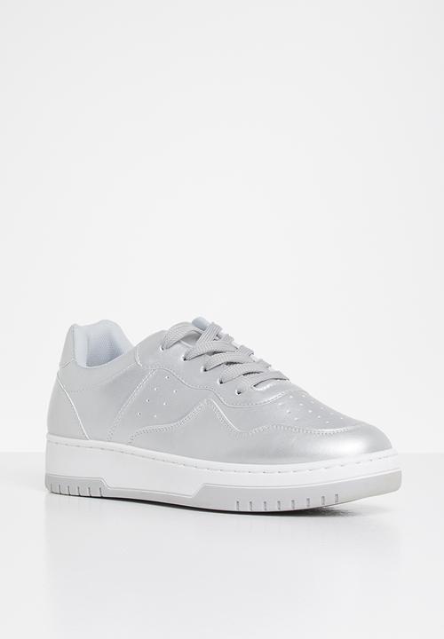 Tom Tom - Pin punch sneaker - silver & white