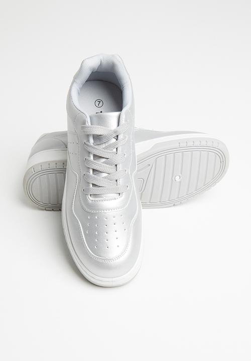 Tom Tom - Pin punch sneaker - silver & white