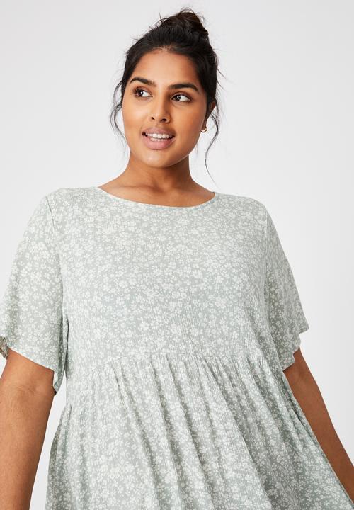 Cotton On - Curve good times babydoll mini dress - nicole ditsy lush green
