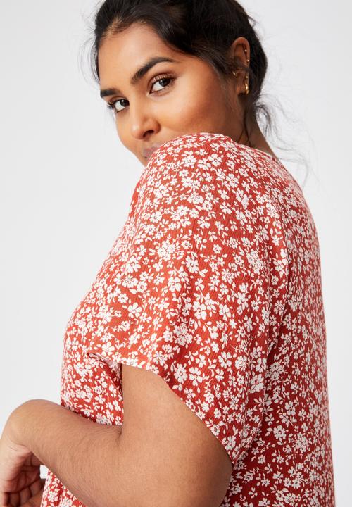 Cotton On - Curve good times babydoll mini dress - nicole ditsy red clay