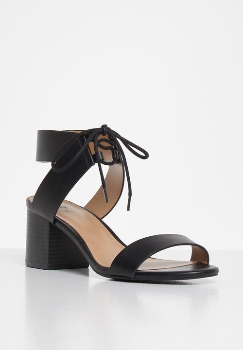 Call It Spring - Acelassa heel - black 